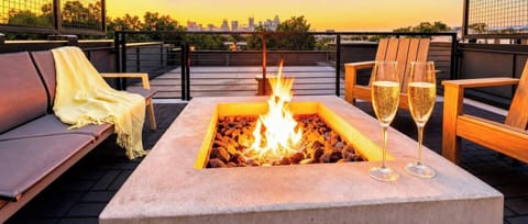 Gather around the rooftop as Germantown's restaurants fade into the background and the city takes center stage at sunset. This is group trip territory