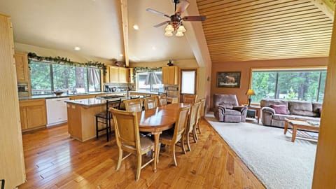 Access to the Upstairs Deck