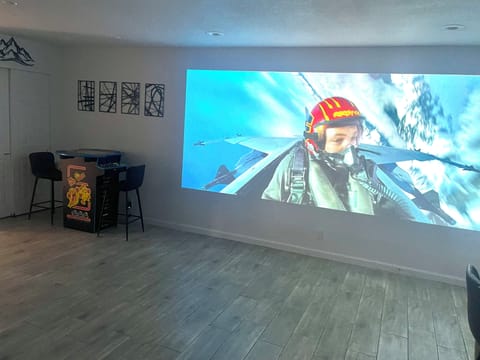 4K cinema in living room