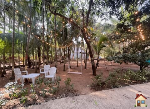 Saaj Villa | Garden view