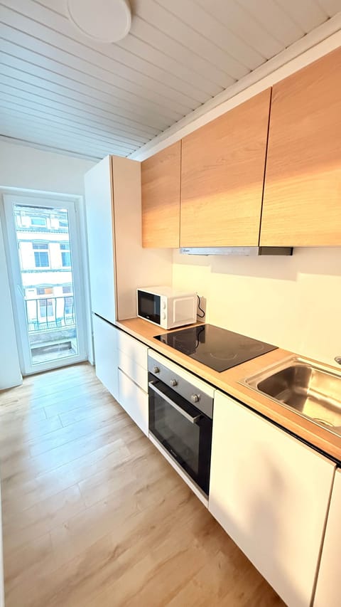 Photo 27-11-25 14 15 35