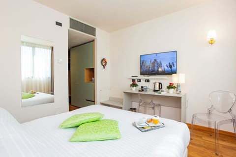 Standard Double Room, City View | Soundproofing, free WiFi