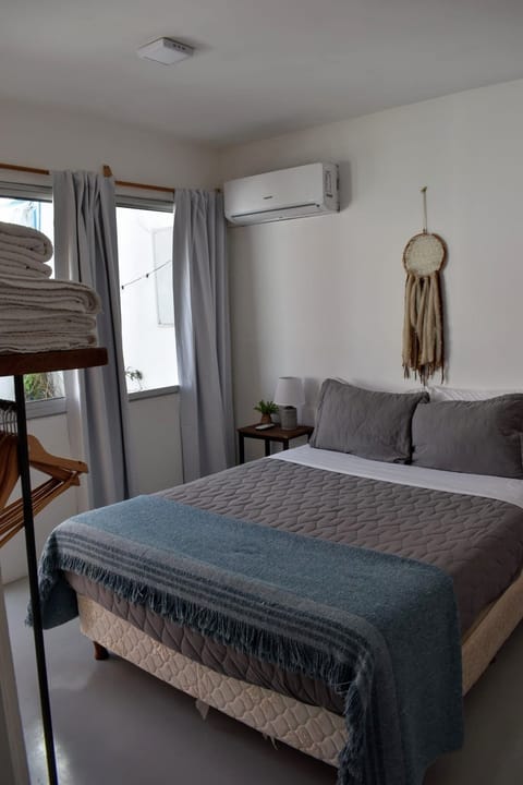 Comfort Triple Room, Courtyard View | Blackout drapes, free WiFi