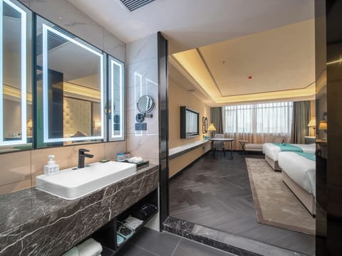 Luxury Twin Room, City View | Down comforters, memory foam beds, desk, laptop workspace