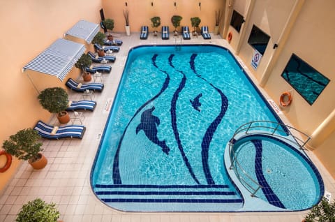 Outdoor pool, sun loungers