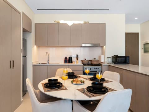 Fully Equipped Modern Kitchen and dining