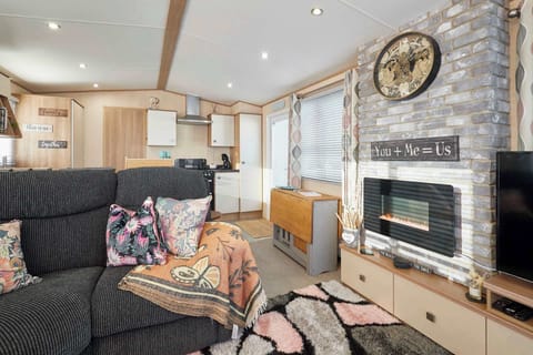 Leon's Retreat, Cresswell - Host & Stay