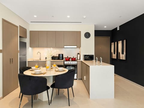Fully Equipped Modern Kitchen and dining area