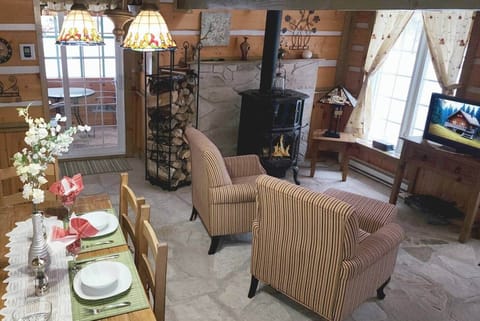Living room, with wood-burning stove 