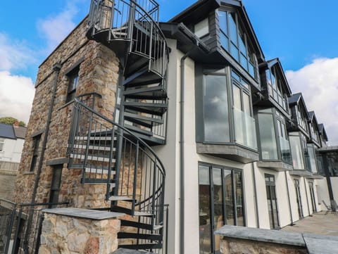 Cottage | Exterior