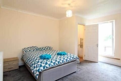 496e941f bd06 4970 b584 67a36aa2a94c