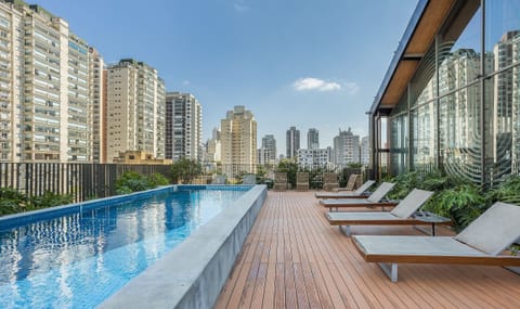 Basic Apartment | Pool