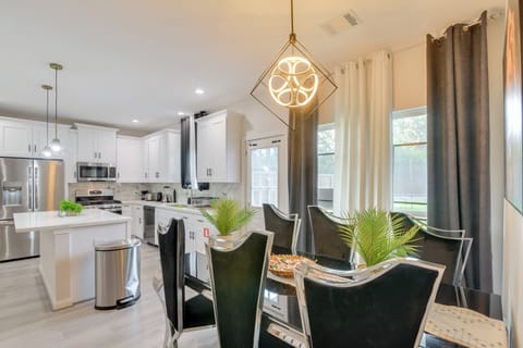 Dining Area | 1st Floor