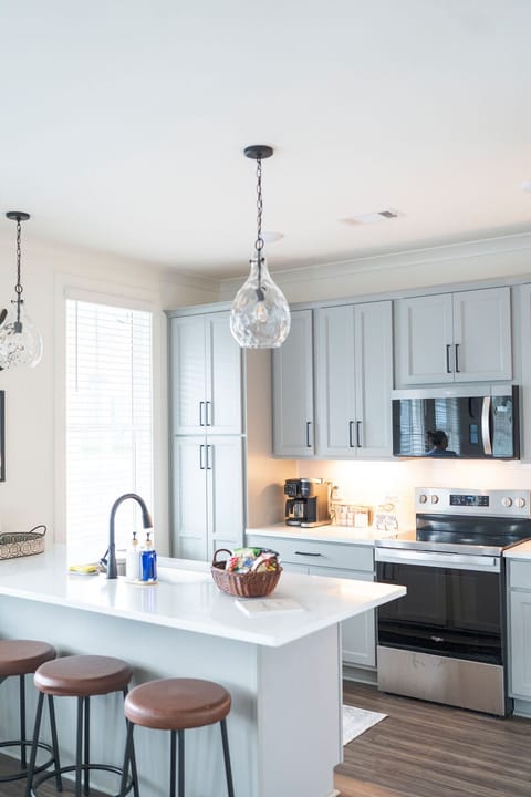 Fully Stocked Kitchen