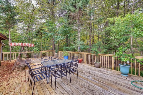 Towamensing Trails Vacation Rental | 3BR | 3BA | 2,900 Sq Ft | 1 Step to Enter