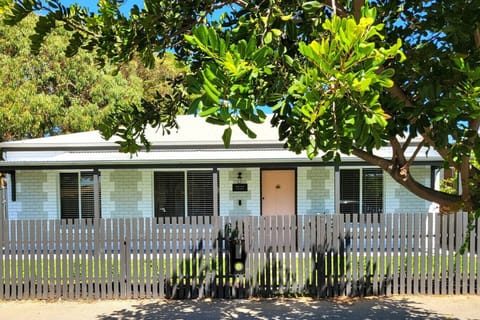 Arrive at a classic Port Elliot cottage, where coastal charm and village life set the tone from the moment you step inside.