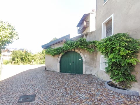 Car, Hatchback, Family Car