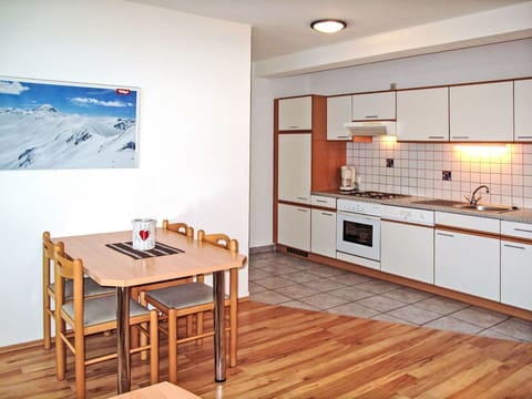 Flooring, Furniture, Interior Design, Floor, Room, Apartment, Desk, Hardwood, Wood Stain, Chair