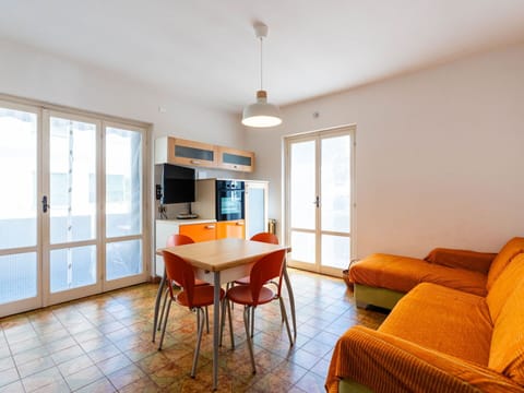 Flooring, Wood, Interior Design, Floor, Furniture, Ceiling, Room, Apartment, Chair, Wood Stain