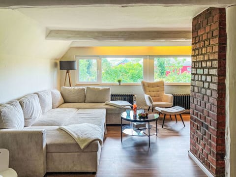 Furniture, Interior Design, Flooring, Floor, Wall, Couch, Wood, Ceiling, Room, Living Room