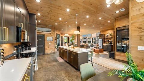 Chef up delicious meals for the whole crew!