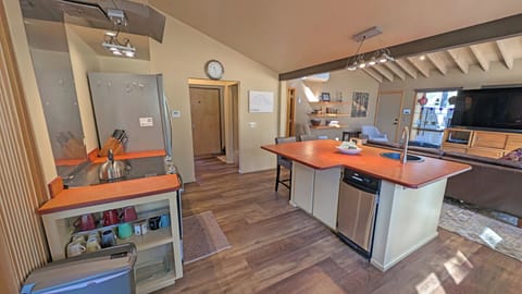 Range on the left of the entry