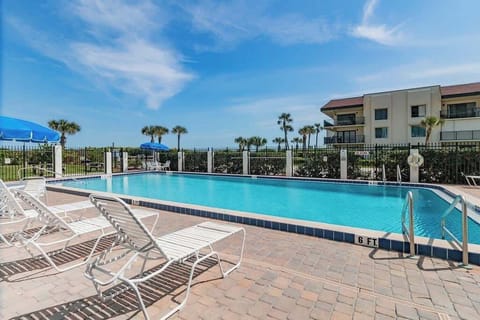 Cape Winds Pool Area