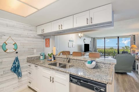 Beautiful Updated Kitchen with Stainless Steel Appliances