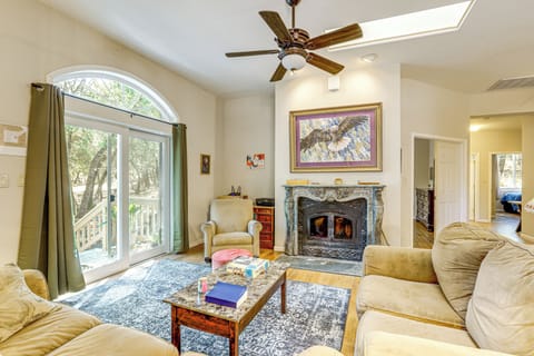 Fiddletown Vacation Rental | 3BR | 2BA | Steps Required | 1,500 Sq Ft