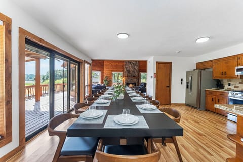 A modern, spacious dining area ideal for family meals and gatherings.