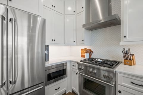 Gourmet Open Concept Kitchen