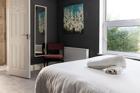 Classic Double Room | Free WiFi