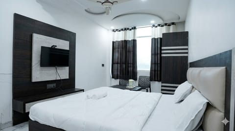 Standard Room | Free WiFi
