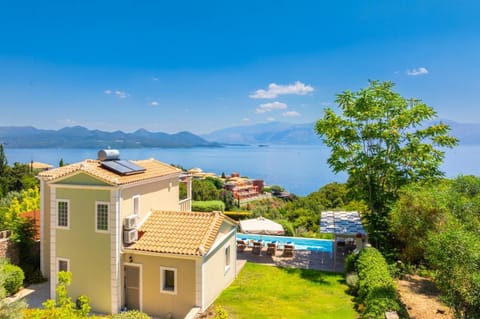 Beautiful villa with private pool and terrace with sea views