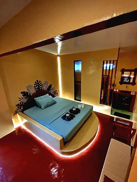 Standard Double Room, Garden View | Individually furnished, soundproofing, free WiFi, bed sheets