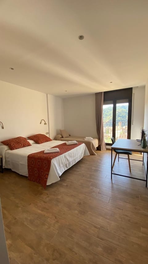 Comfort Triple Room, Mountain View | Desk, laptop workspace, free WiFi