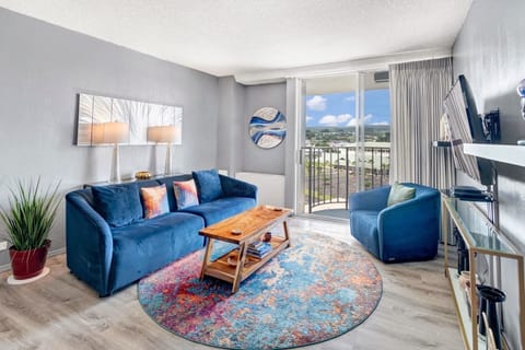 Condo, 1 Bedroom, Mountain View | Iron/ironing board, free WiFi