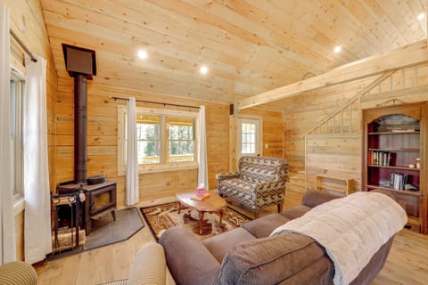 Bigfork Area Vacation Rental | 2BR | 2BA | 1,000 Sq Ft | 5 Steps to Access