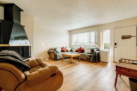 Reno Vacation Rental | 2BR | 1.5BA | Stairs Required | 1,100 Sq Ft