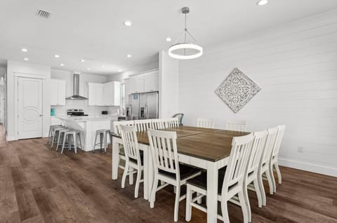 Dining Area On 1st Floor