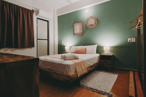 Basic Room | Premium bedding, free WiFi, bed sheets