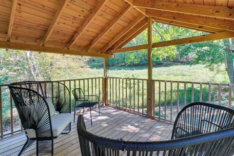 House Exterior | Upper Deck