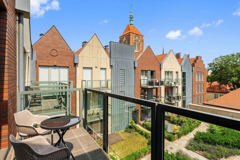 Deluxe Studio, Balcony, Courtyard View | Balcony