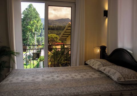 Apartment, 3 Bedrooms, Balcony, Garden View | 3 bedrooms