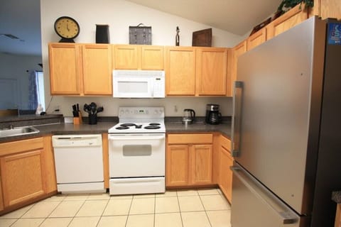 fce4f29e-b713-4e1b-8c56-dd9cfd5e295b