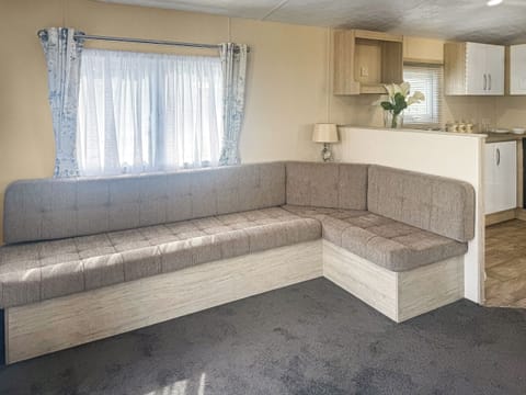 Living area | Hadrian&rsquo;s Hollow - Lilswood Park, Hexham
