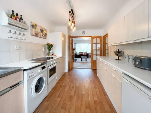 Kitchen | RoseLynne, Redcar