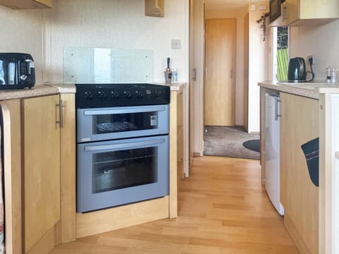Kitchen | Emerald Pines - Lilswood Park, Hexham