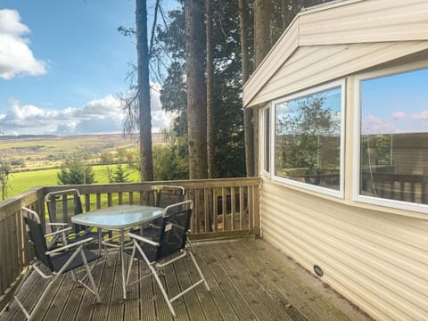 Terrace | Emerald Pines - Lilswood Park, Hexham