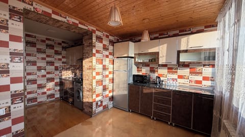 Comfort Apartment, Balcony, City View | Private kitchen | Electric kettle